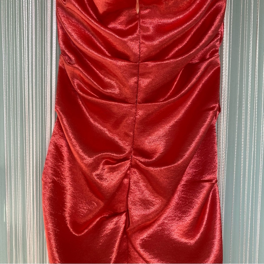 Coral Satin Ruched Strapless Dress - Picture 15 of 17